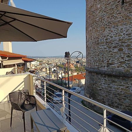 Beyond The Castle Apartment Thessaloniki Exterior photo